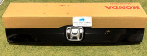 Genuine Honda Fit Jazz 09-13 Tailgate Rear Garnish Assembly Black 74890-TF0-003 OEM