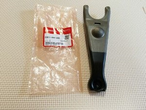 Genuine Honda Civic Si Clutch Release Fork 22821-PPP-000